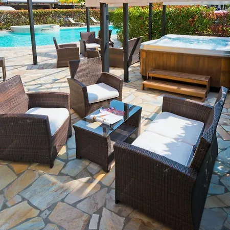 Corallo Hotel 3*